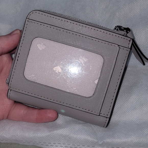 Kate Spade Wallet - Picture 2 of 3